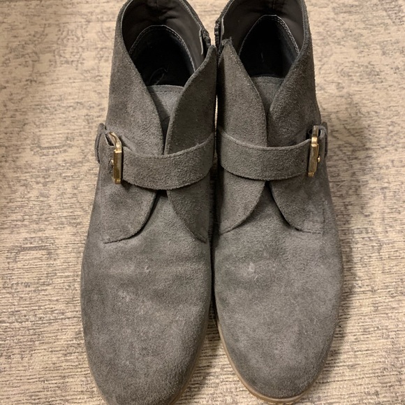 Zip side, gray bootie with wedge heal. - Picture 2 of 3